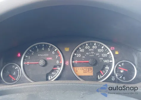 2005 Nissan Pathfinder Xe z USA, uszkodzony, nr VIN 5N1AR18U05C786598